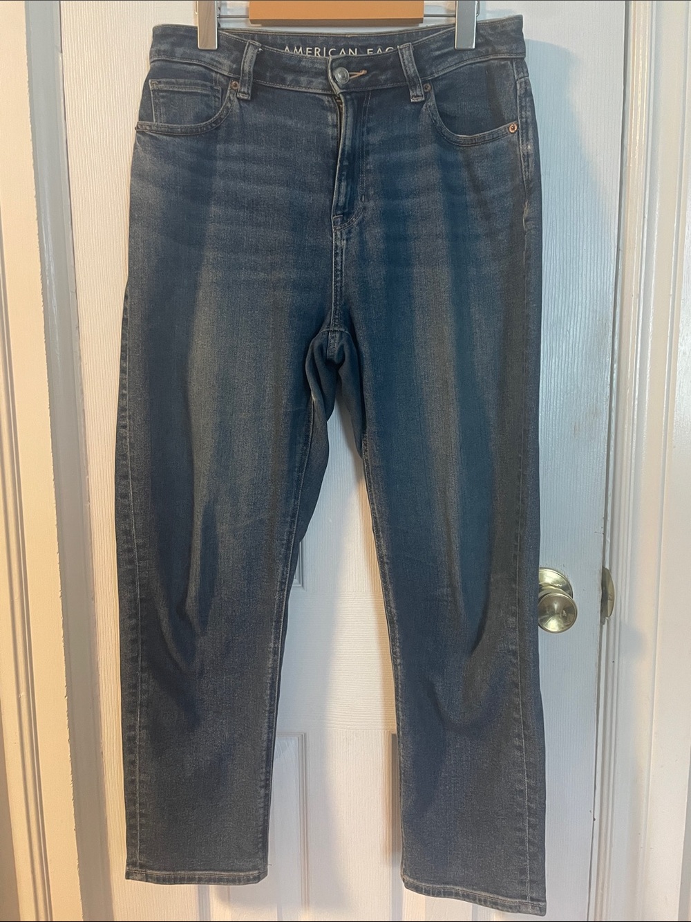 American Eagle Stretch Mom Jeans Women’s Size 2 Short Medium Wash